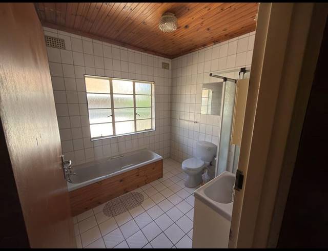 4 BEDROOM HOUSE FOR SALE IN PELHAM